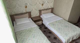 Гостиница Orange Club Заречный Стандартный двухместный номер с 2 отдельными кроватями-2